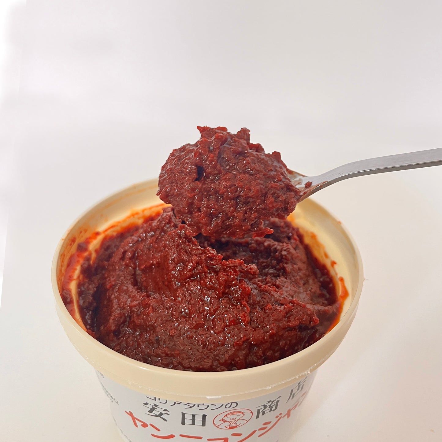 安田商店のヤンニョンジャン